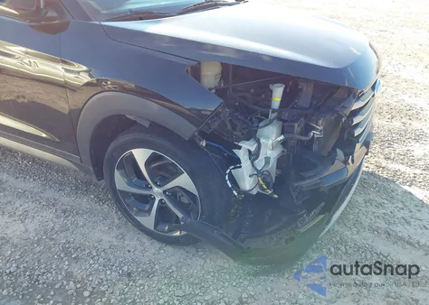 2017 Hyundai Tucson Sport из США, поврежденный, VIN KM8J3CA28HU273068